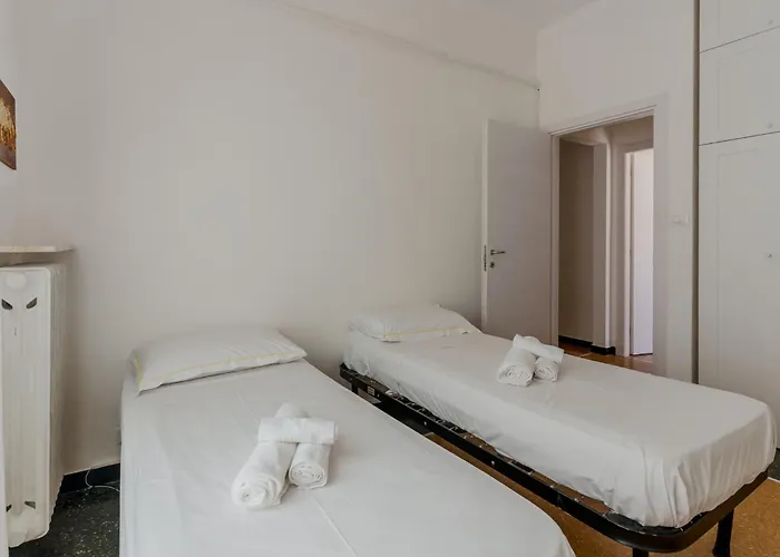 Apartment Guesthost - Bright X6 With Terrace Genoa