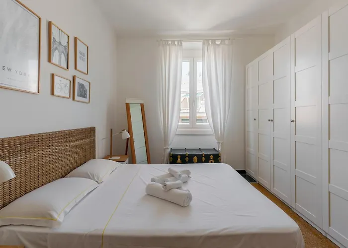 Apartment Guesthost - Bright X6 With Terrace Genoa